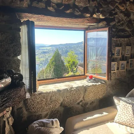 Casa Andorinhas سيلوريكو دي باستو