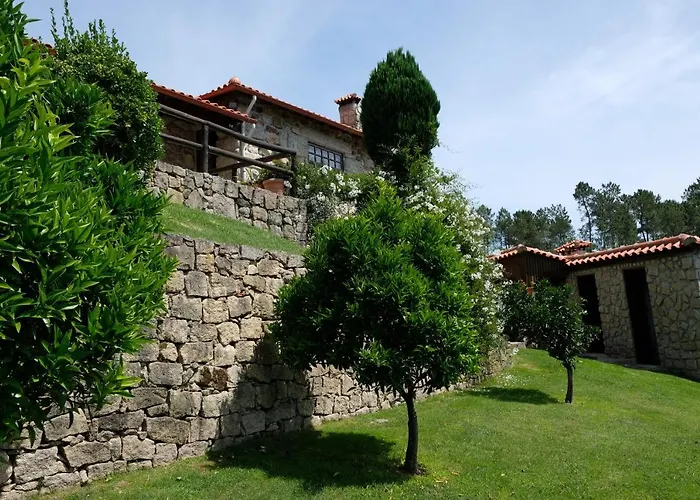 بيت للعطل Casa Andorinhas سيلوريكو دي باستو