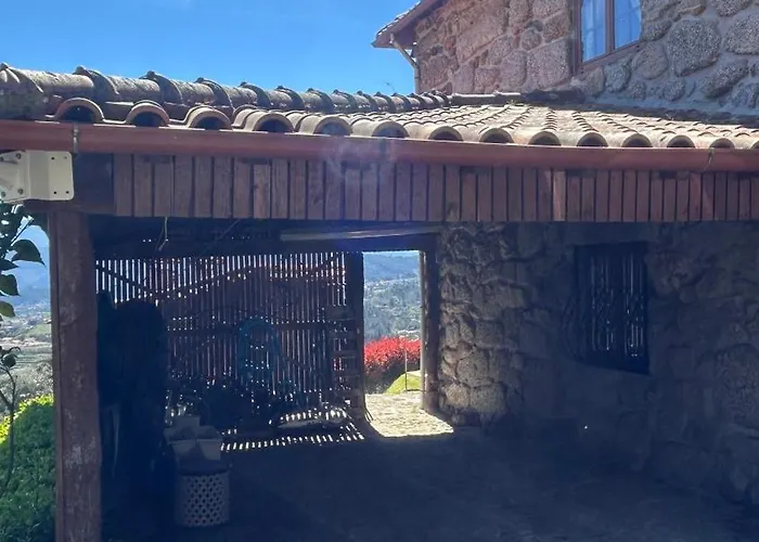 بيت للعطل Casa Andorinhas سيلوريكو دي باستو